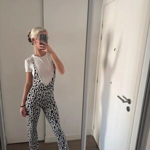 New Black&White Jumpsuit "Kylie Jenner" inspired size S -mono blanco y negro